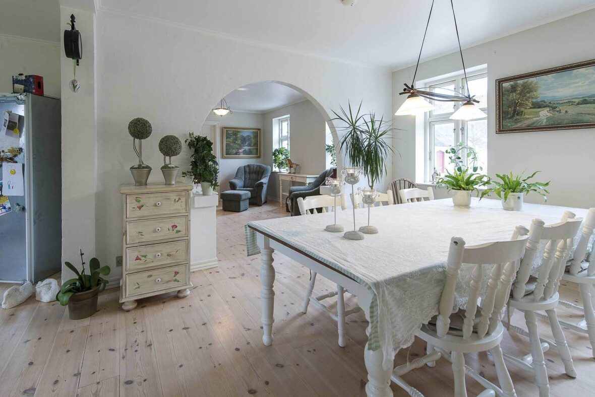 Esszimmer Landhausstil Moderner Look Und Schone Aussicht Country
