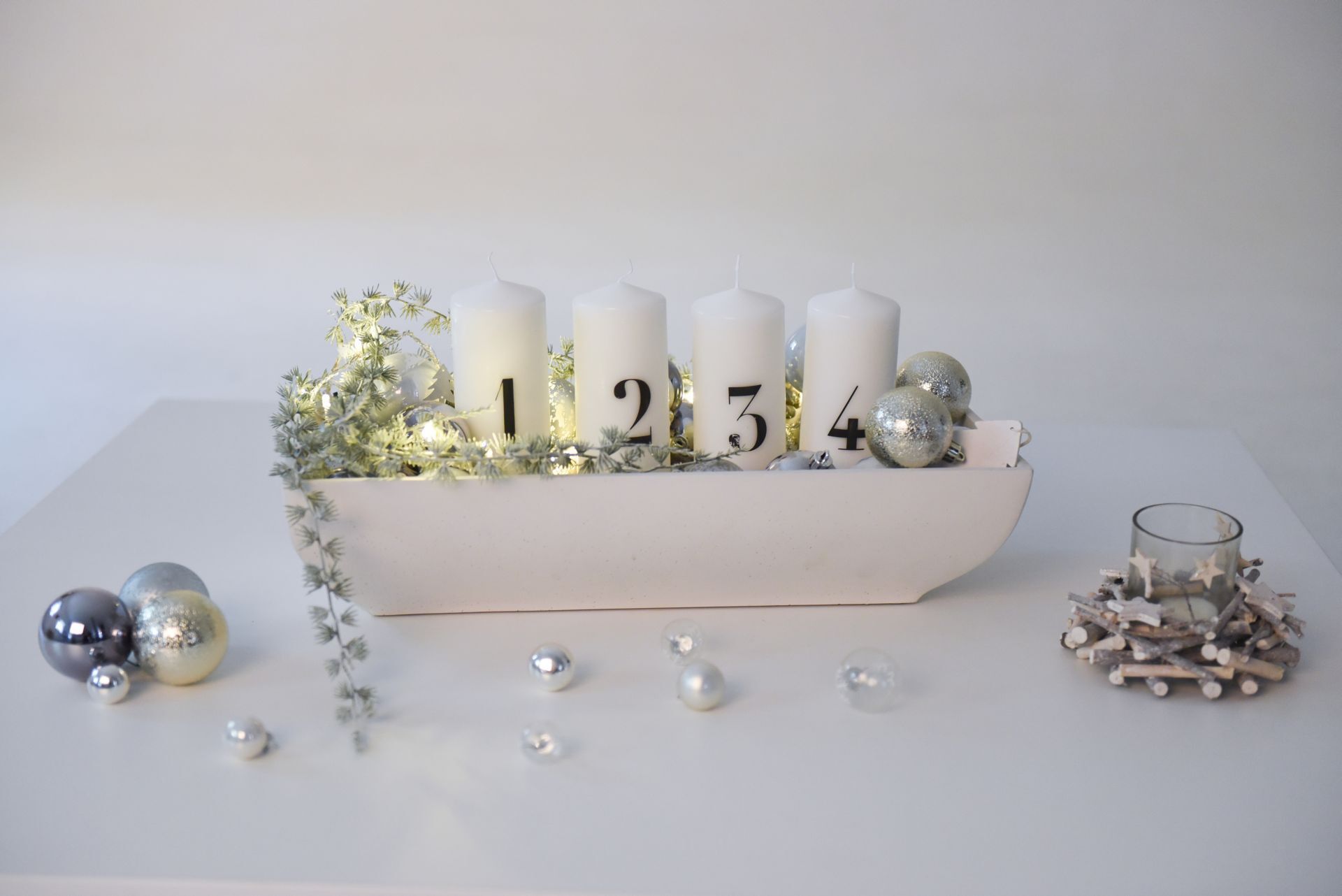 DIY Adventsgesteck in schöner Dekoschale | VIVANNO