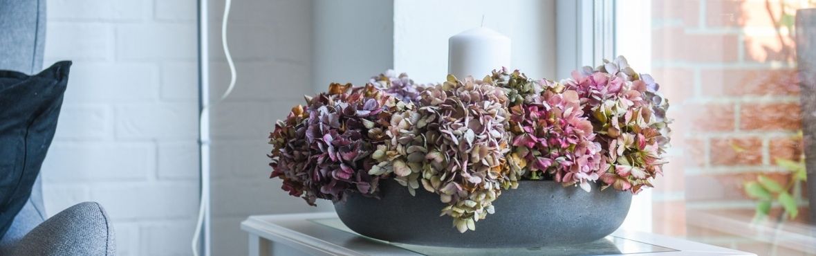DIY - Hortensienkranz selber binden | VIVANNO