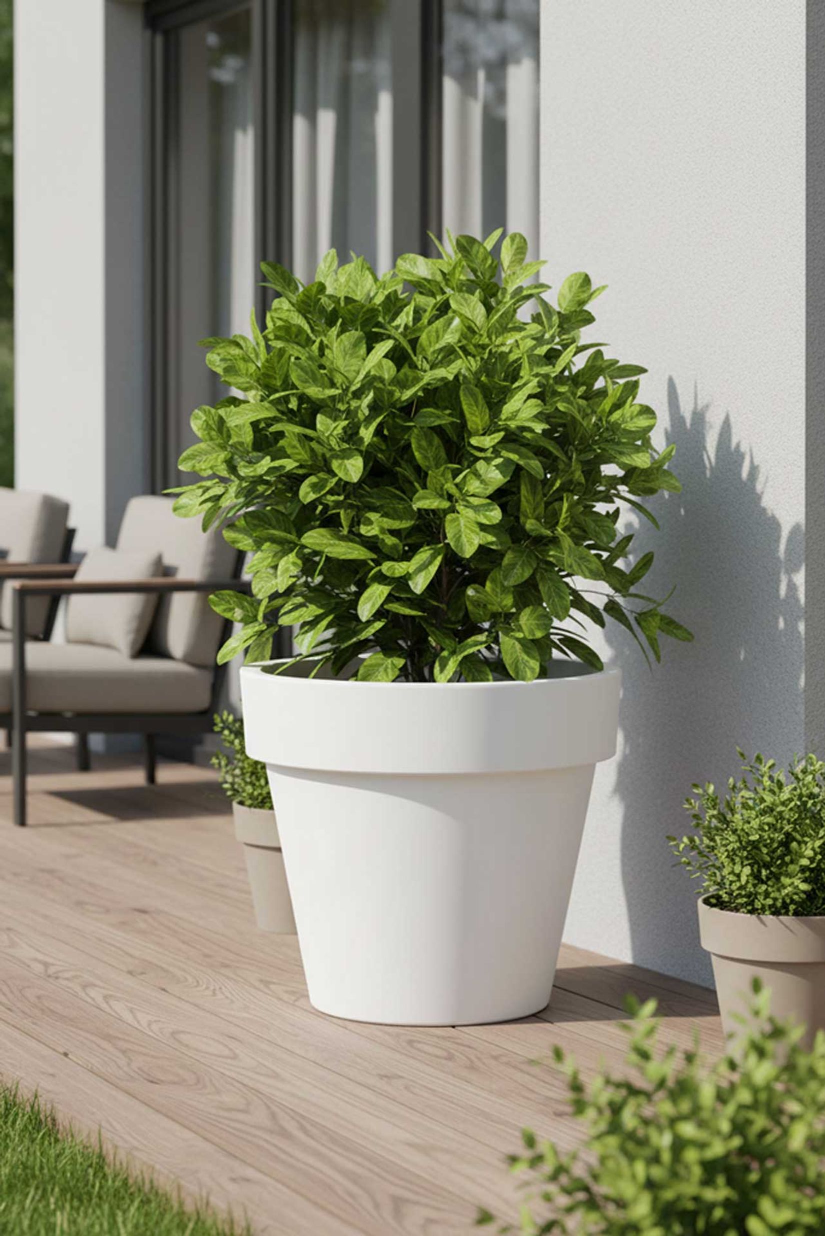 Blumentopf Pflanzkübel aus Kunststoff Rund Weiß LEVANTA