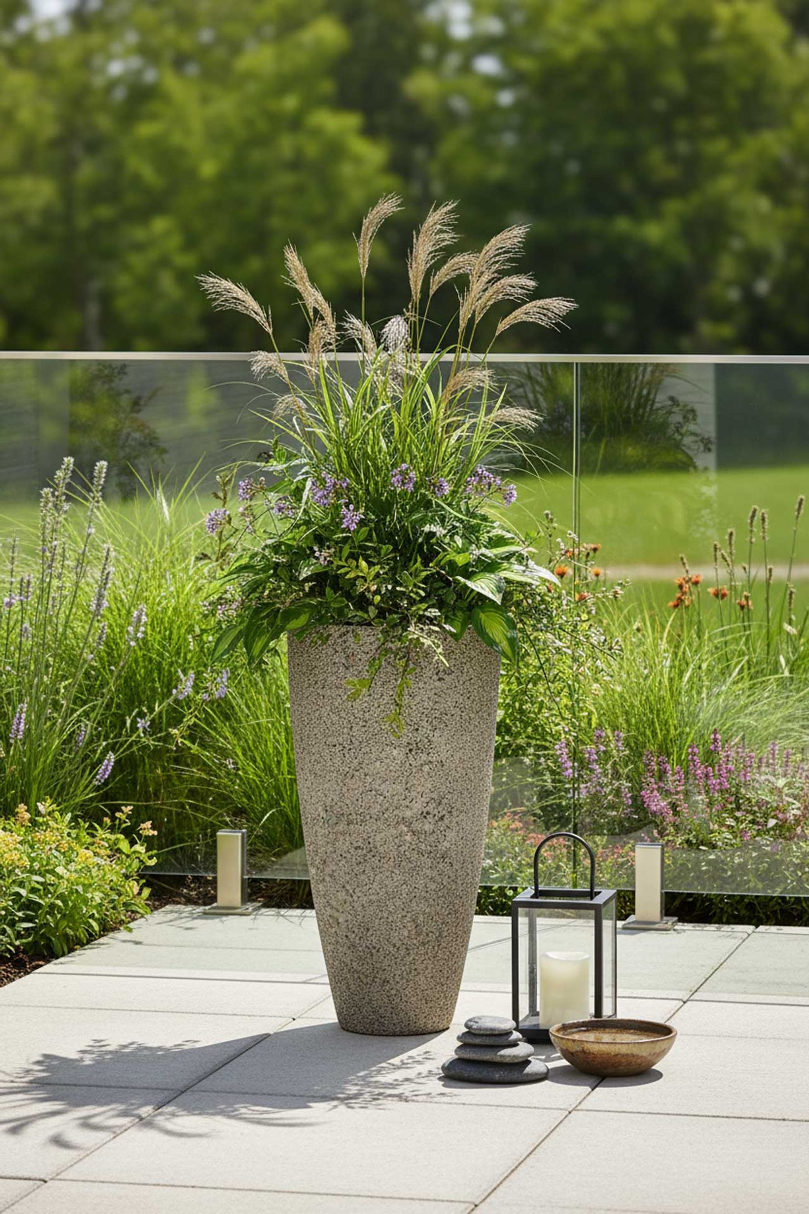 Pflanzkübel Blumenkübel Fiberglas CITY creme rough