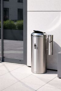 Mülleimer mit Ascher Edelstahl "Ember", Gebürstet/Poliert