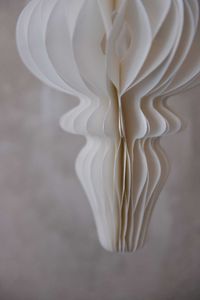 Deko-Ornament Weihnachten aus faltbarem Papier PAPEL DEKOR weiß