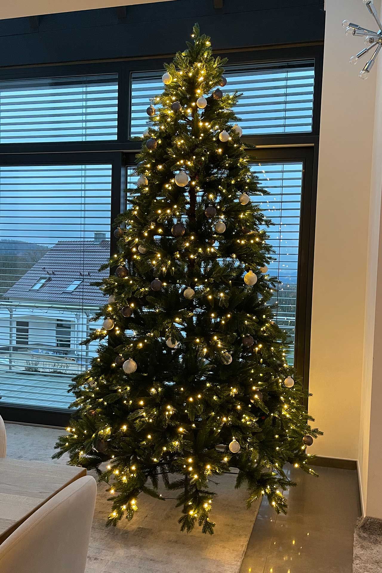 Künstlicher Premium Weihnachtsbaum Nordmanntanne LED, 300 cm hoch | 403001855300