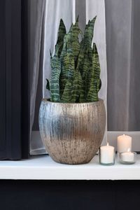 Blumentopf Pflanzkübel Fiberglas Silber Schwarz geriffelt CAIRO