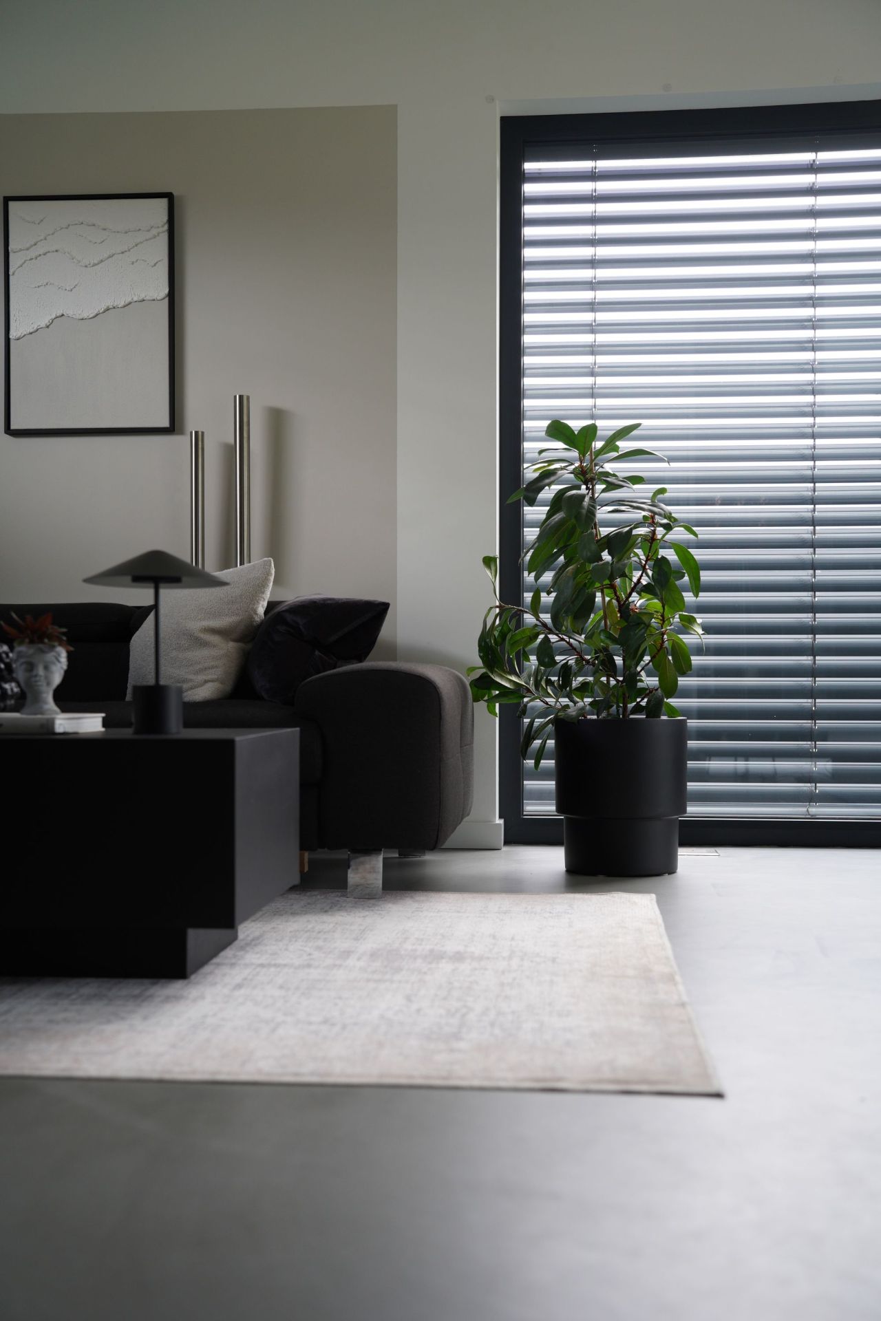 Blumentopf Pflanzkübel Fiberglas ESCADA Schwarz Matt