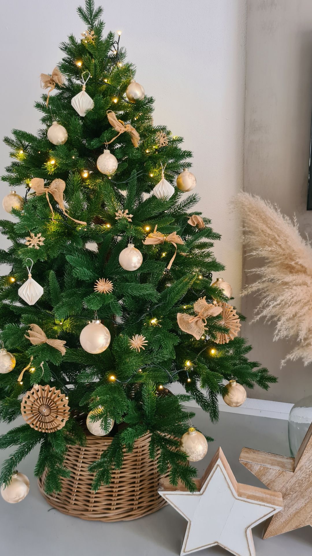 Weihnachtsbaum Premium künstlich Tannenbaum 150cm+70er Christbaumkugeln Weinrot 