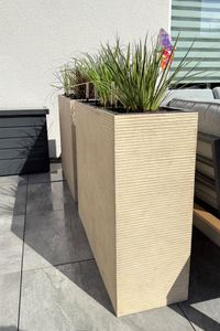 Pflanzkübel Raumteiler Fiberglas "Elemento", Beige gestreift