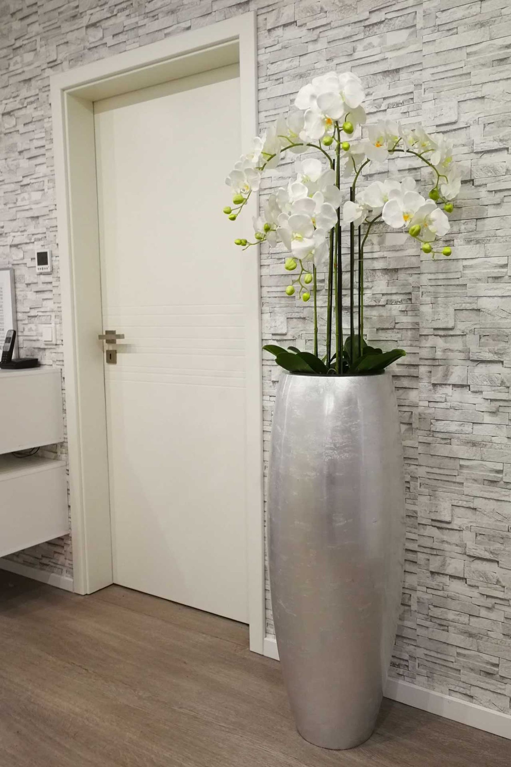 Exklusiver Pflanzkübel Fiberglas MAGNUM Silber Hochglanz