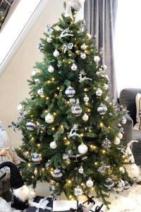 Künstlicher Premium Weihnachtsbaum Nordmanntanne LED, 180 cm hoch