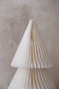 Deko-Baum Weihnachten aus faltbarem Papier PAPEL TREE weiß