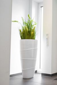 Exklusiver Blumenkübel Pflanzkübel Fiberglas MOENA - Weiß Hochglanz