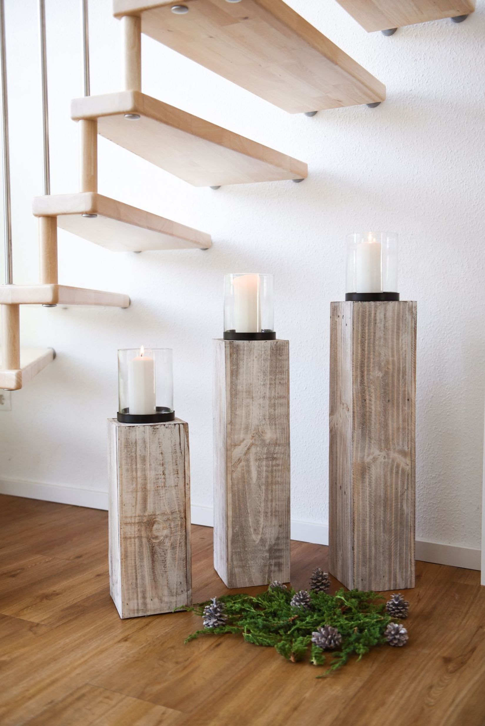 3er Set Windlicht Säule Kerzenhalter Recycling Holz "Lumira", Shabby Chic Weiß