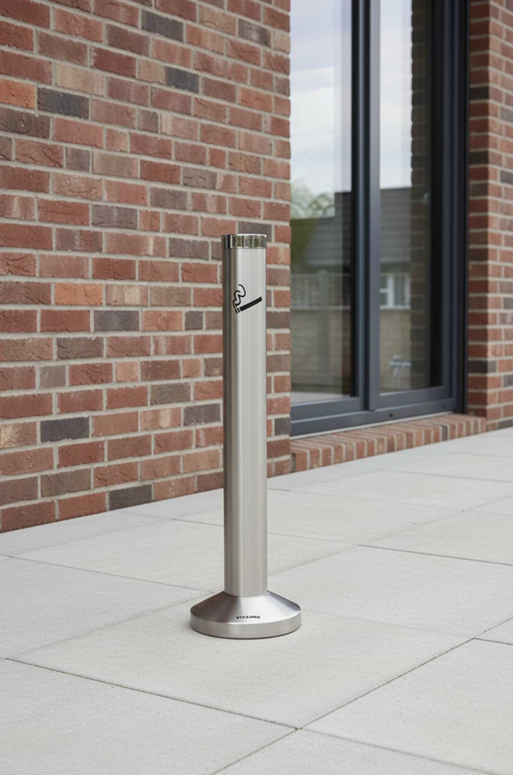 Standaschenbecher Standascher Edelstahl "Fumo", Gebürstet/Poliert Standaschenbecher Standascher Edelstahl "Fumo", Gebürstet/Poliert