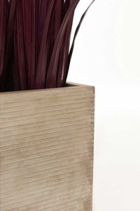 Pflanzkübel Blumenkübel Fiberglas "Block" Würfel, Beige gestreift
