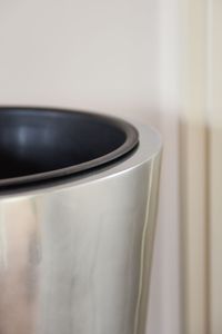 Exklusiver Pflanzkübel Blumenkübel RONDO CLASSICO Fiberglas - Silber Metallic