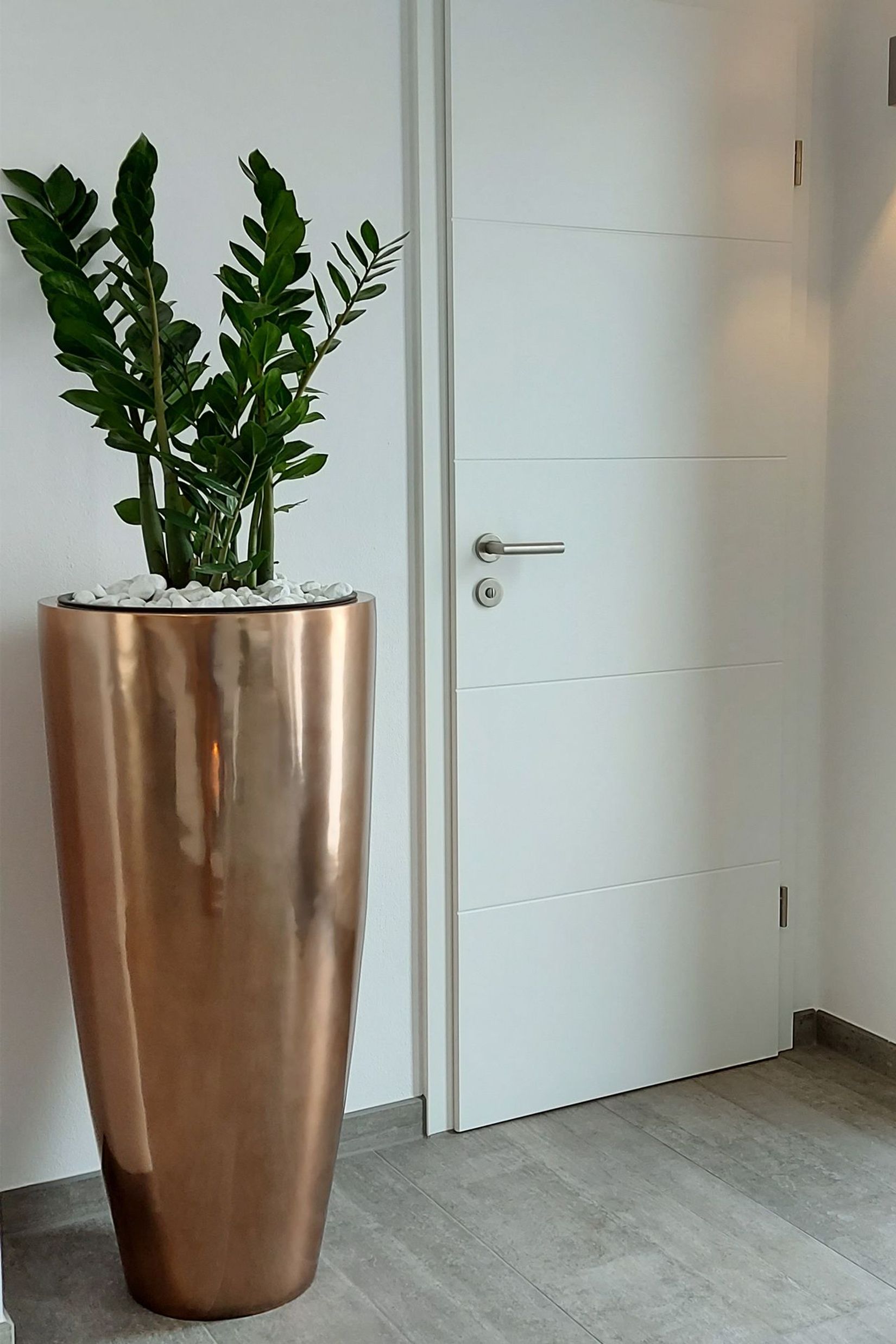 Exklusiver Blumenkübel Pflanzkübel Fiberglas CITY - Rosegold Metallic