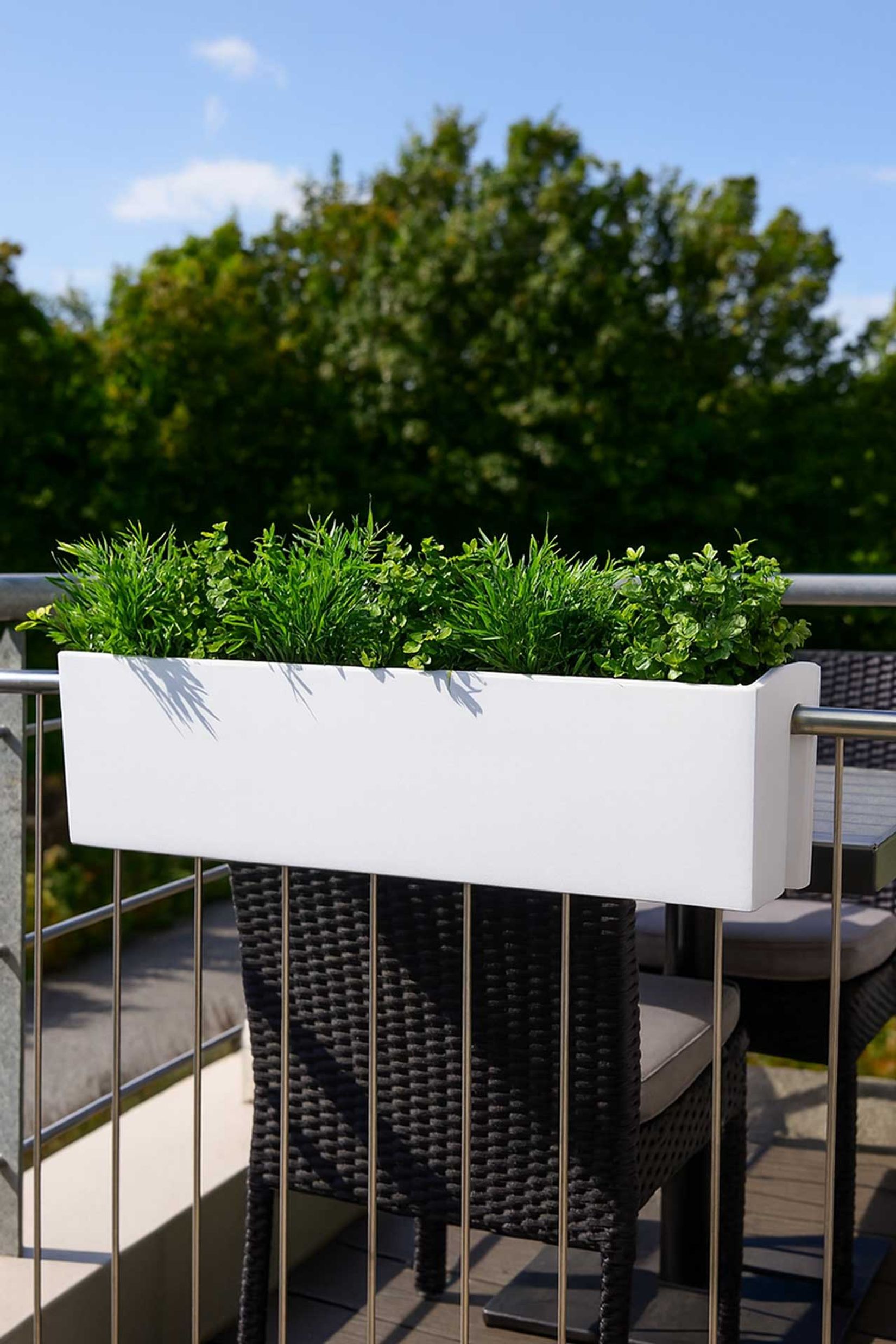 Balkonkasten Fiberglas "Balkona Classic", Weiß Balkonkasten Fiberglas "Balkona Classic", Weiß