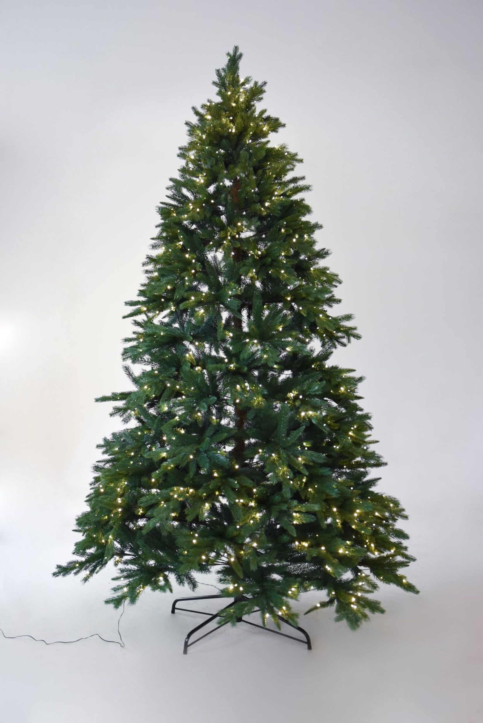 Künstlicher Premium Weihnachtsbaum Nordmanntanne LED, 300 cm hoch
