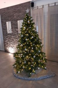 Künstlicher Premium Weihnachtsbaum Nordmanntanne LED, 210 cm hoch