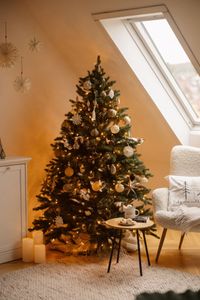 Künstlicher Premium Weihnachtsbaum Nordmanntanne LED, 180 cm hoch
