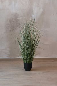 Kunstpflanze Zebragras in schwarzem Kunststofftopf GREVY Kunstpflanze Zebragras in schwarzem Kunststofftopf GREVY