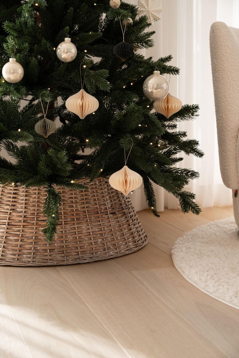 Baumrock für Weihnachtsbaum aus Rattan kaufen | 300155502567