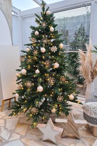 Künstlicher Premium Weihnachtsbaum Nordmanntanne LED, 180 cm hoch