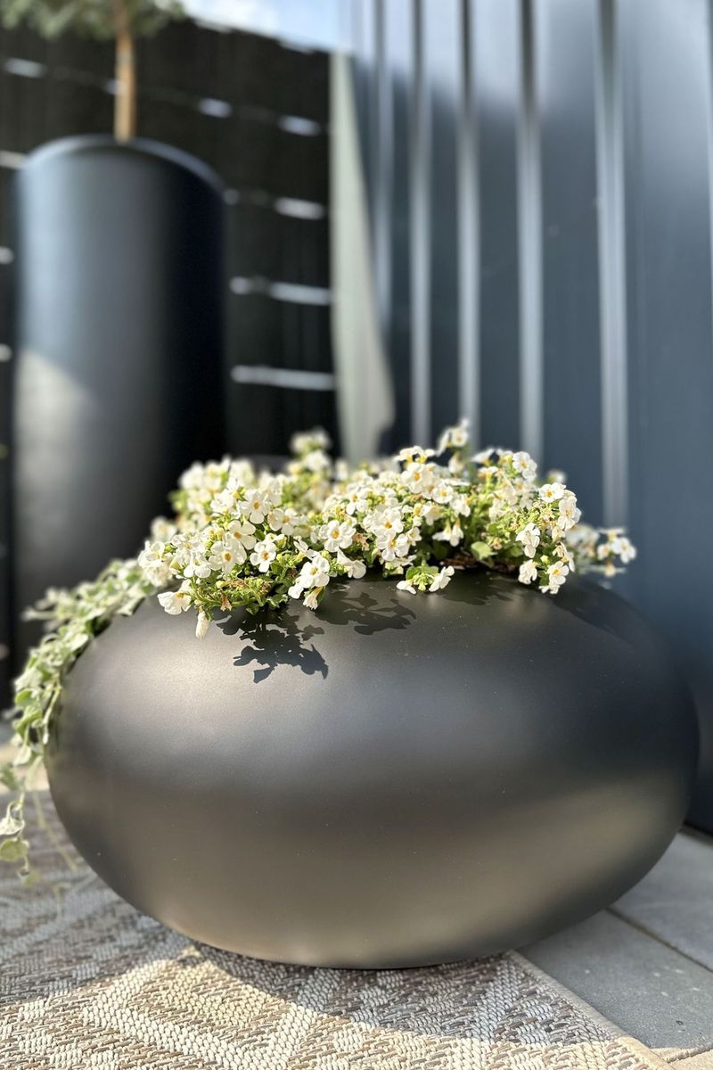 Pflanzkübel Blumentopf rund Fiberglas VIGLIA Schwarz Matt | 101011035427