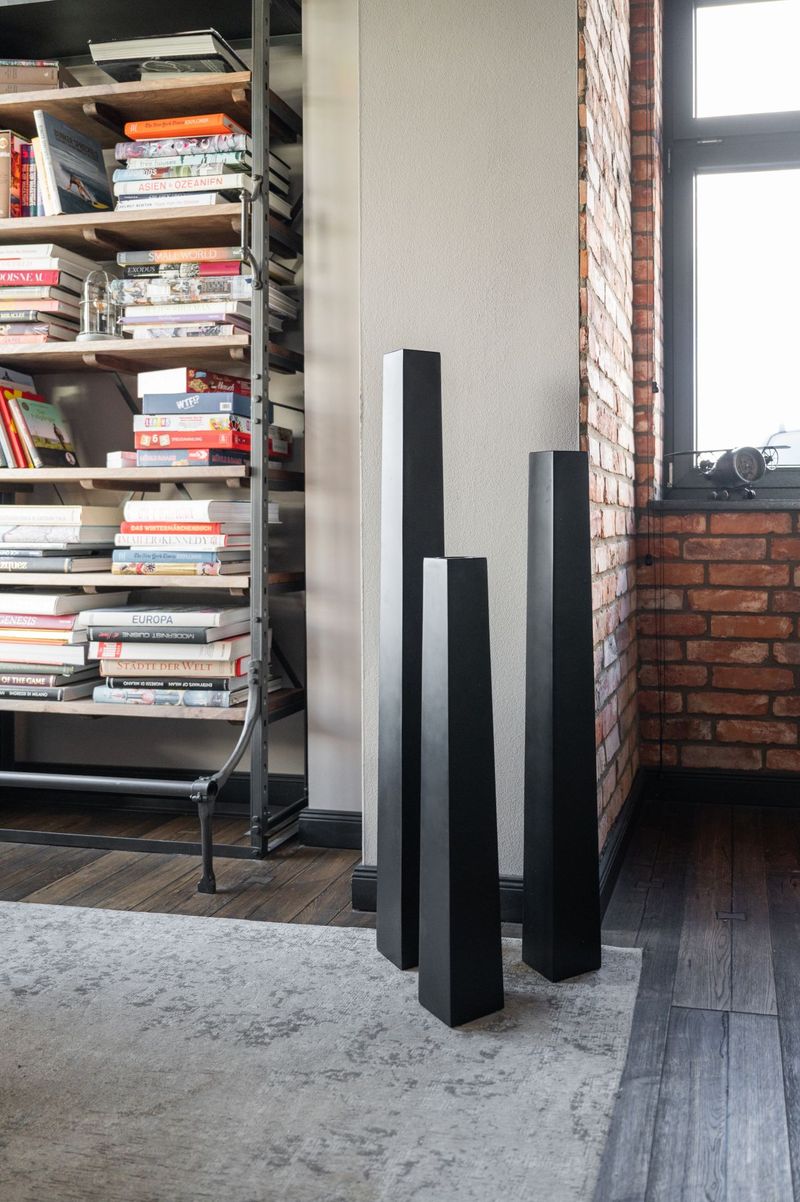 Bodenvase Standvase Fiberglas Schwarz Matt OBELISK | 11x11x80 cm | 1101103118