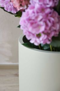 Blumenkübel Pflanzkübel fiberglas VEKRA creme