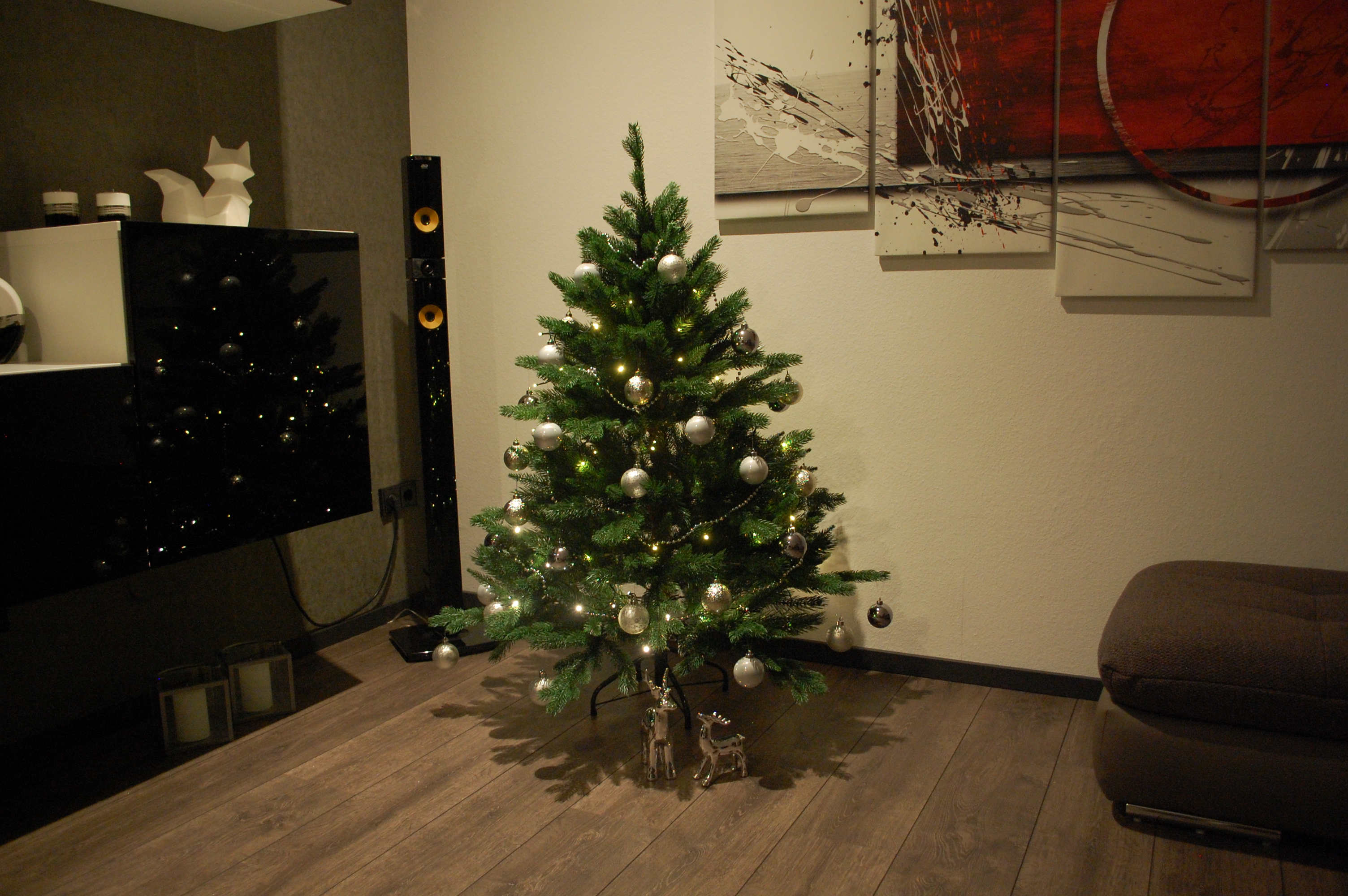 Künstlicher Weihnachtsbaum Premium Nordmanntanne, 120 cm hoch - Modell 2025