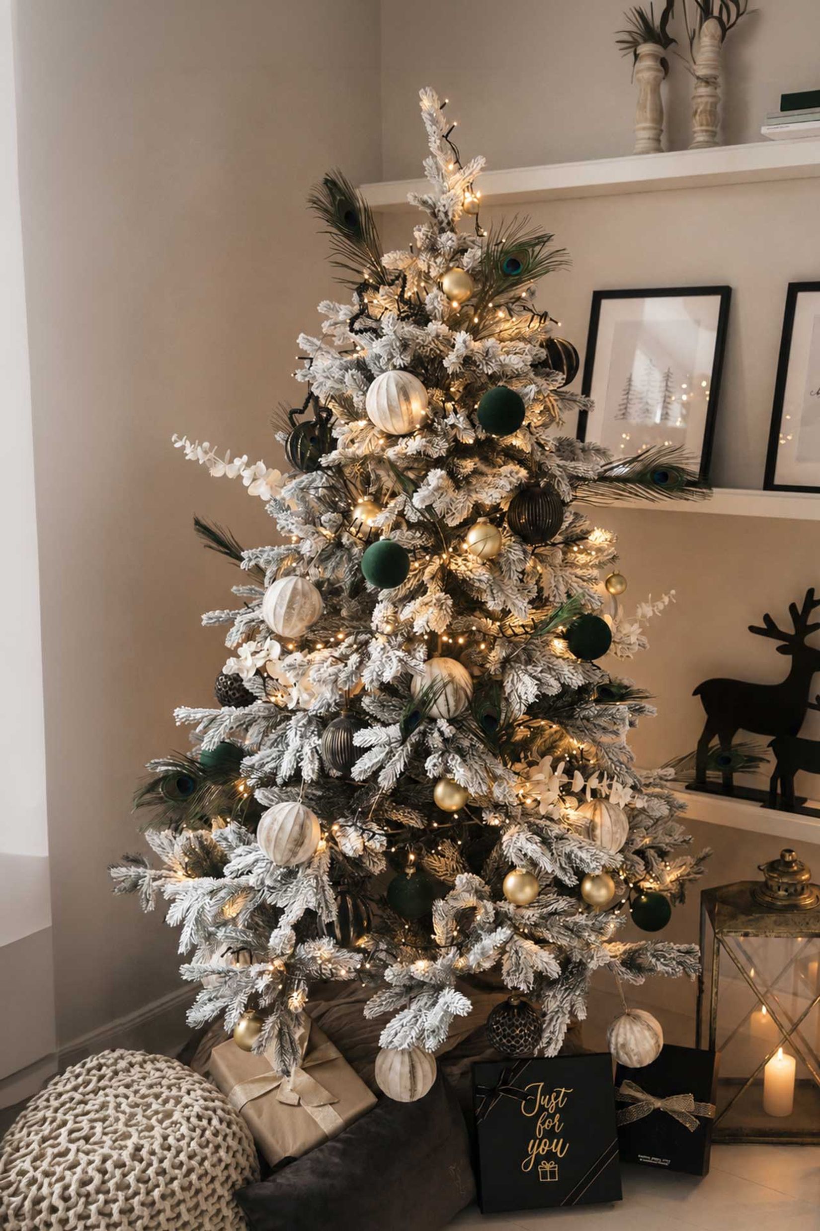 Künstlicher Weihnachtsbaum Premium Nordmanntanne mit Schnee 210 cm hoch
