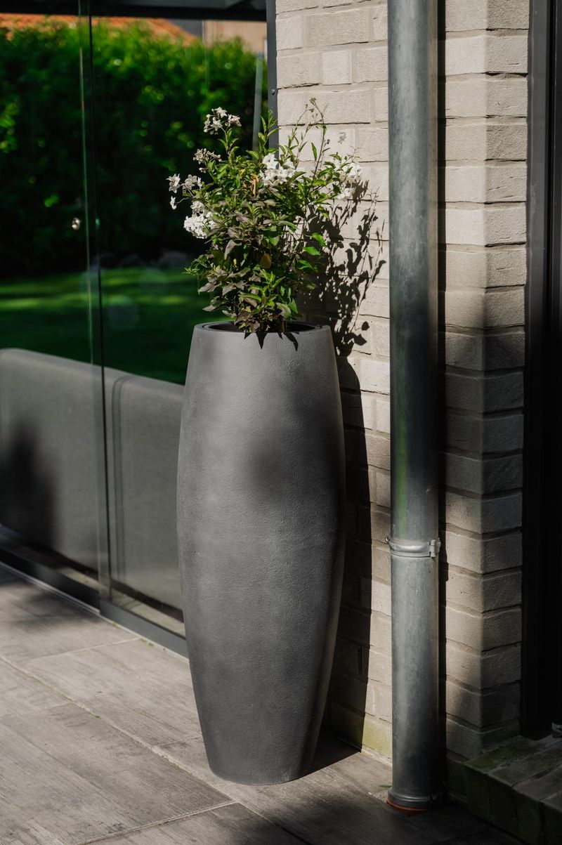 Pflanzkübel Blumenkübel Fiberglas Steinoptik MAGNUM Anthrazit