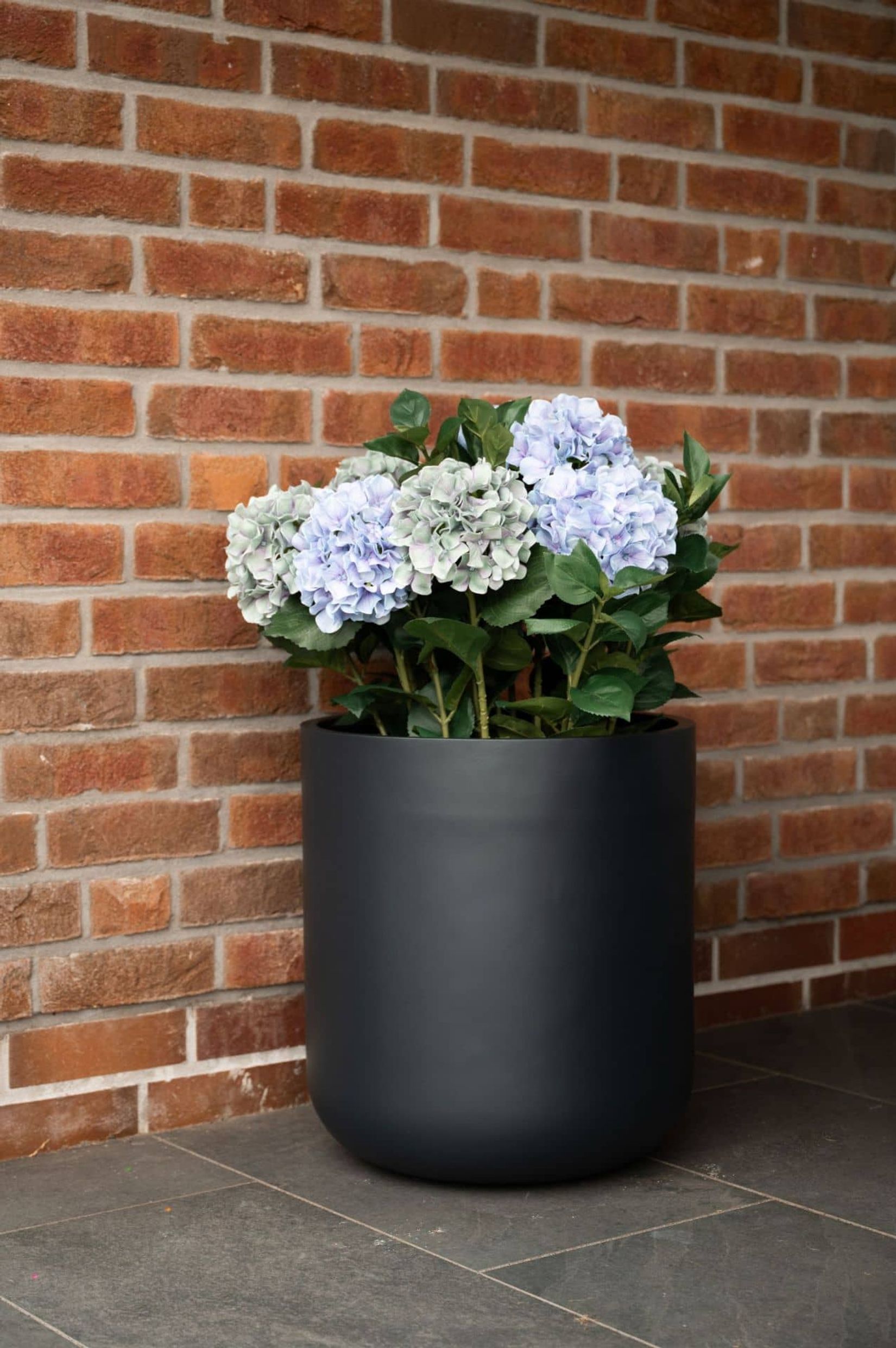 Blumentopf Pflanztopf Fiberglas CHICO Anthrazit